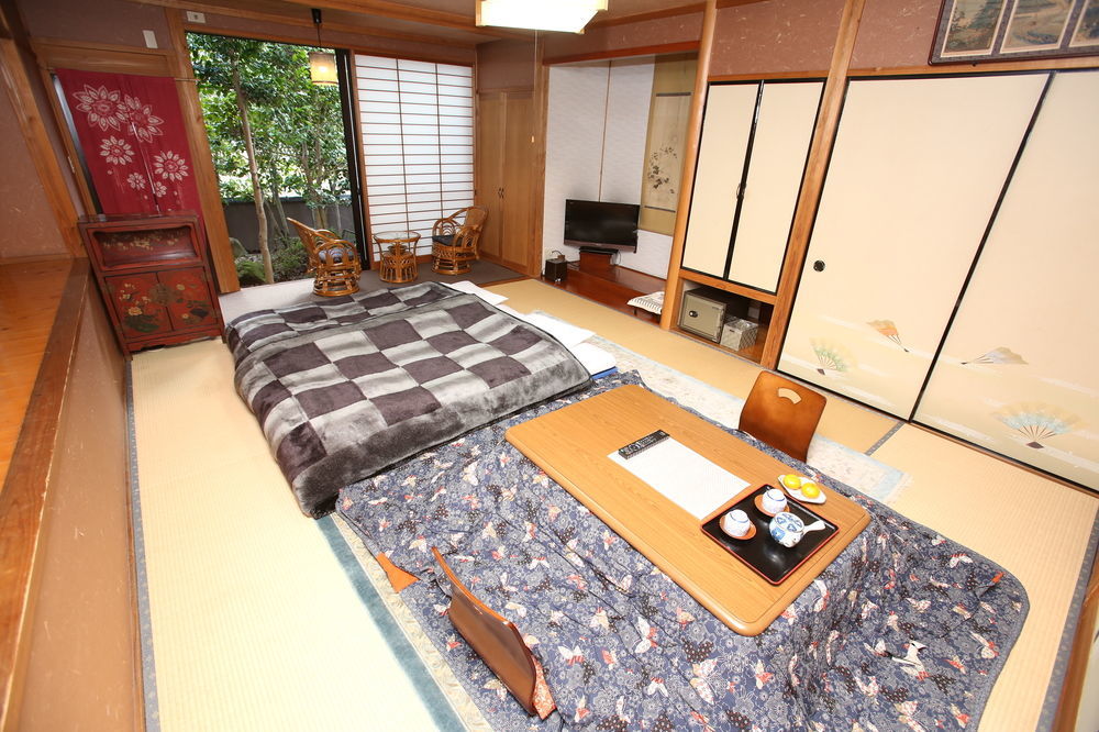 Yufuin Ryokan Nogiku Екстер'єр фото