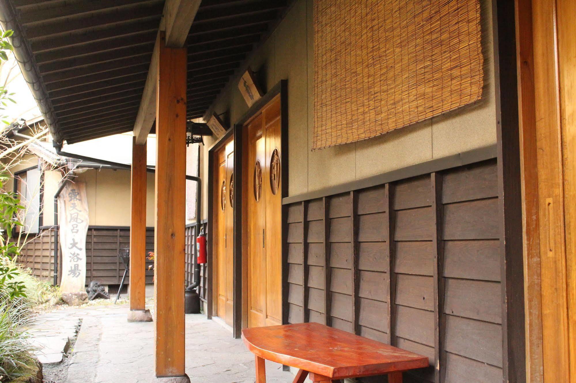 Yufuin Ryokan Nogiku Екстер'єр фото