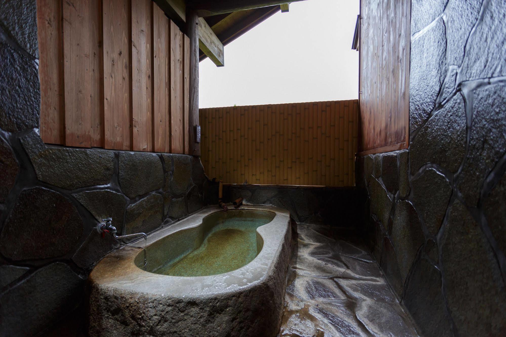 Yufuin Ryokan Nogiku Екстер'єр фото