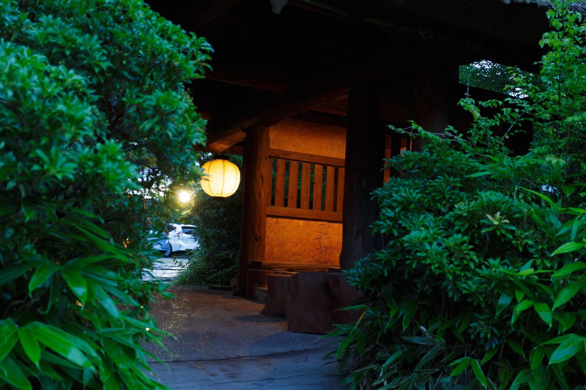 Yufuin Ryokan Nogiku Екстер'єр фото